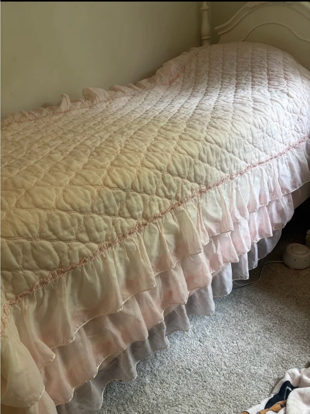 Pretty Vintage MCM 60’s Soft Pink Ruffled Bedspread By Sears Twin Romantic